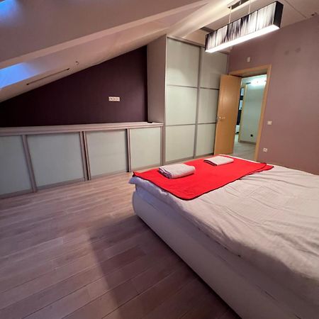 Apartment On Arkhipenka With Panorama View Lviv Extérieur photo