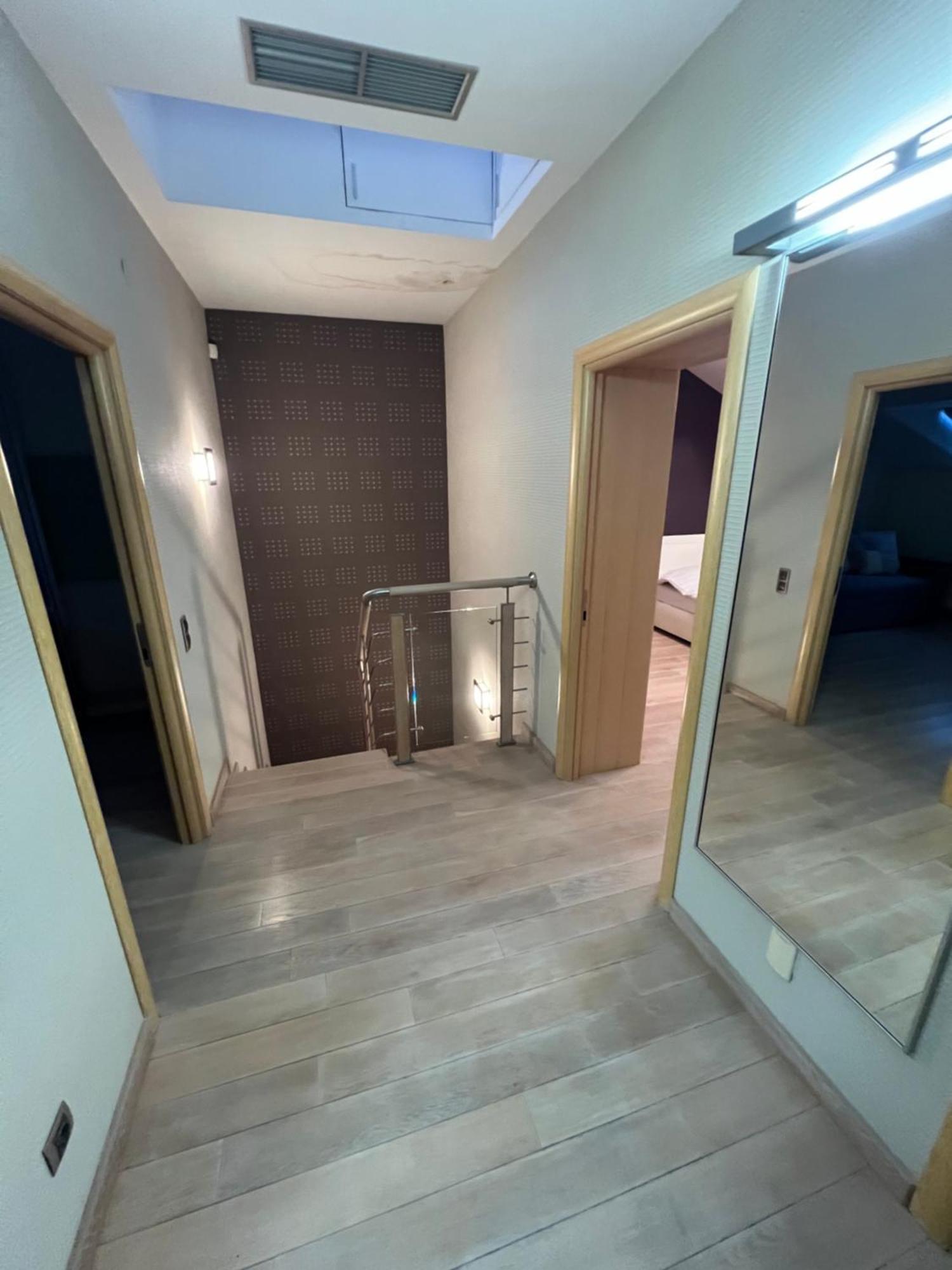 Apartment On Arkhipenka With Panorama View Lviv Extérieur photo
