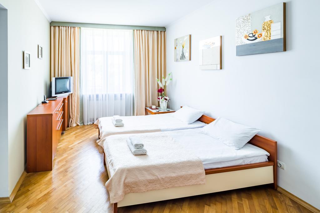 Apartment On Arkhipenka With Panorama View Lviv Extérieur photo