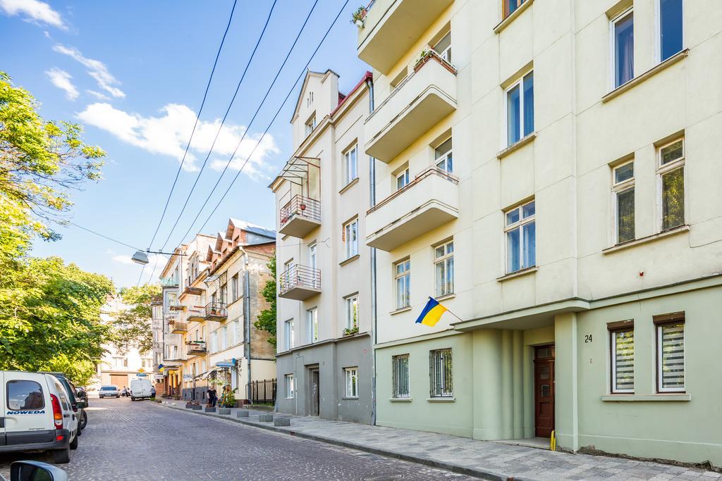 Apartment On Arkhipenka With Panorama View Lviv Extérieur photo